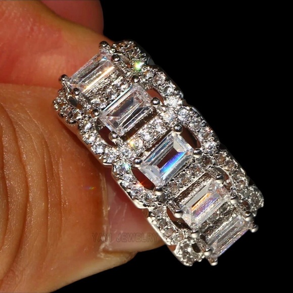 Zircon 925 Silver 5 Stone Band Ring - Picture 8 of 12